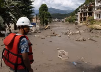 Shkon në 150 numri i të vdekurve nga përmbytjet në kufirin Nepal-Tibet