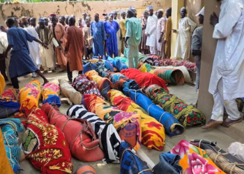 Të paktën 40 fëmijë humbin jetën pas përmbysjes së një varke në Nigeri
