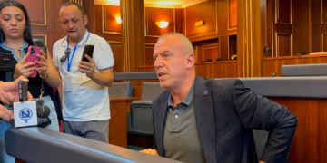 Qorrolli: Pa marrëveshje politike nuk thirret vazhdimi i seancës konstituive