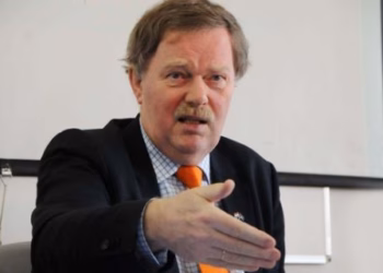 Ish-ambasadori Bosch: Shpresoj që BE t’ia bëjë kusht Ukrainës njohjen e Kosovës, sikur Serbisë