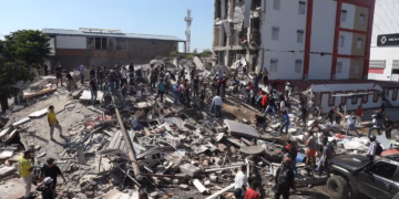 Tërmet i fuqishëm 7.4 ballë godet Kolumbinë, raportohet për të paktën 20 viktima