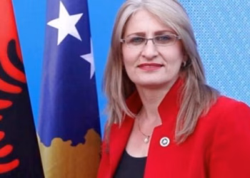 Teuta Haxhiu nga Aleanca kritikon vonesën e katalogut të teksteve: Prindërit janë vënë nën presion