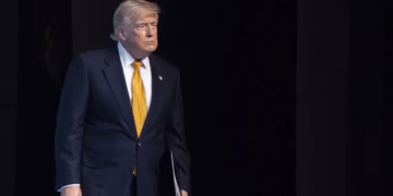 Trump anulon sulmet e planifikuara ndaj Iranit