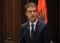 Kryediplomati shqiptar: Vdekja e Mlladiqit nuk e fshin fajin dhe as nuk mund ta rishkruajë historinë