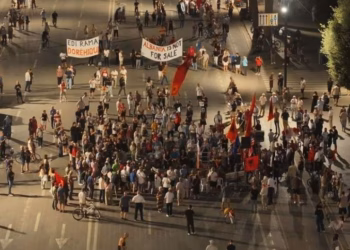 Protesta në Tiranë shënon ditën e 108-të