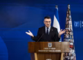 Izraeli paralajmëron mbylljen e konsullatës britanike në Jerusalem dhe ndalon hyrjen e 11 deputetëve