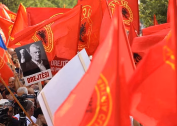 Sot mbahet marshi studentor në Prishtinë kundër vendimit të Gjykatës Speciale ndaj drejtuesve të UÇK-së