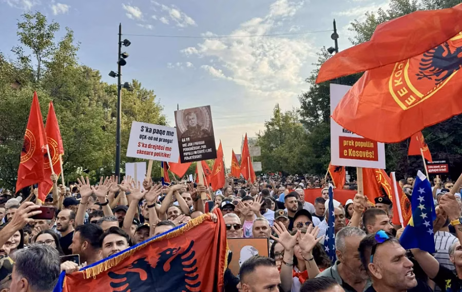 Sot mbahet protesta kundër vendimit të Speciales për ish-krerët e UÇK-së