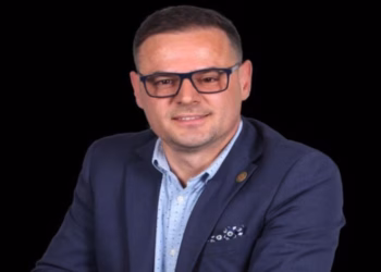Policia serbe ndalon në kufi kryetarin e Rrjetit Global të Bizneseve Shqiptare
