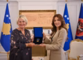 Haxhiu dekoron Komitetin Norvegjez të Helsinkit me Medaljen Presidenciale të Meritave