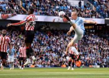 Man City fiton ndaj Sunderlandit me Xhakën në fushë, shënohen tetë gola