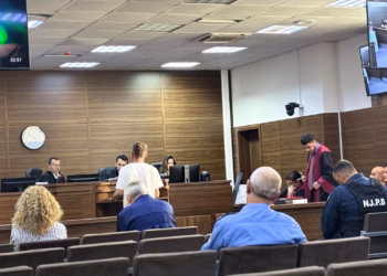 “I dëgjova dy krisma, pastaj edhe dy të tjera”, dëshmitari rrëfen momentet e vrasjes së Muhamet Likës
