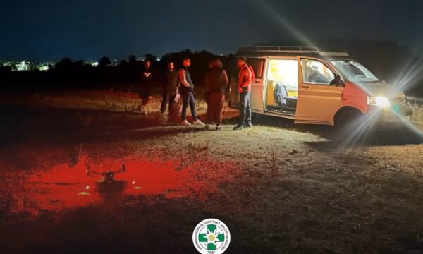 Gjendet fëmija i humbur në zonën përreth Aeroportit të Kukësit