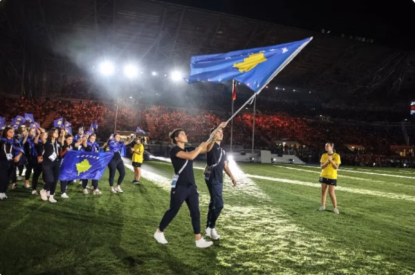 “Shkruhet historia”, Kosova sonte merr flamurin e Lojërave Mesdhetare 2030