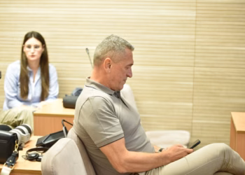 ​“Nëse nuk vini në Beograd, do të keni pasoja”, Rashiq hedh poshtë akuzat e Arben Gashit