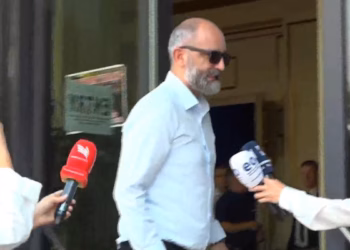 Abrashi: PDK e LDK të ndërrojnë kandidatët për nënkryetar, LS të bëjë propozim kushtetutes