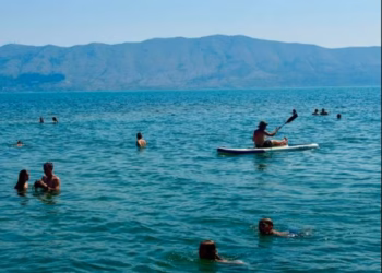 ​Kosova priu me numrin e turistëve të huaj në Shqipëri gjatë korrikut, italianët në vendin e dytë