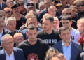 Klestor Veseli në protestën gjithëpopullore: Nuk e kemi humbur besimin te bota perëndimore