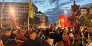 Shqiptarët tubohen sot në Vjenë, Munih e Cyrih në mbështetje të ish-krerëve të UÇK-së