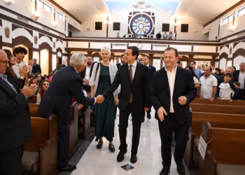 ​Kurti vizton Kishën Katolike Shqiptare “Zoja e Shkodrës” në New York