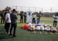 KFOR-i dhuron pajisje sportive për klubin FC Dardanët në Podujevë