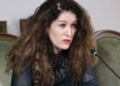 Vlora Hyseni në “arrest shtëpie”, pezullohet nga drejtimi i SHISH-it
