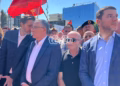 Hamza, Krasniqi dhe deputetët e PDK-së i bashkohen protestës në mbrojtje të UÇK-së