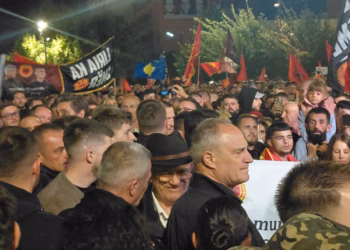 Nis dita e gjashtë e protestës kundër vendimit të Speciales për ish-krerët e UÇK-së