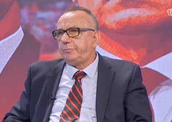 Hasani kritikon aktgjykimin ndaj ish-krerëve të UÇK-së: Mënyra si u dha ishte joprofesionale