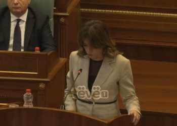 Deputetët njëzëri kundër Gjykatës Speciale – Çfarë përmban rezoluta që u miratua nga 99 deputetë?