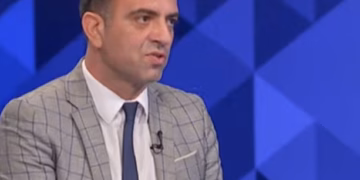 Pozhari:Nga LDK në Lidhjen e Delirantëve të Kosovës