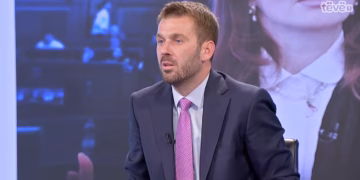 Kërçeli: Në 2021 Simiq foli në emër të Listës Serbe, në 2026 në emër të popullit serb