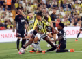 Tragjedi: Tifozi i Fenerbahçes vdes gjatë derbit me Beshiktashin