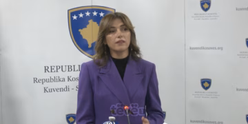 Albulena Haxhiu kritikon Kushtetuesen: Vendimi ishte pak po ia bëjmë qejfin LVV-së, pak PDK-së