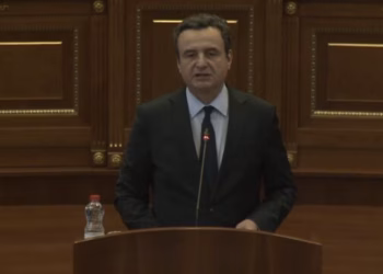 Kurti premton pagë mesatare mbi 1 mijë euro dhe pagë të 14-të për sektorin publik