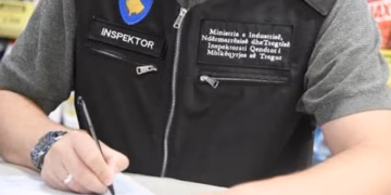 Aksion kundër piraterisë në Prishtinë dhe Gjilan, MINTI intensifikon kontrollet