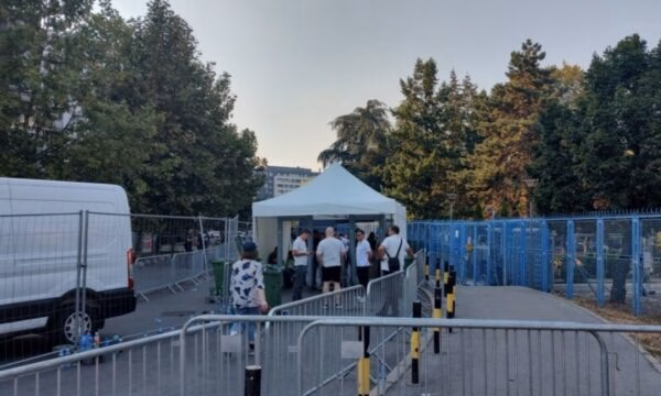 Zgjedhjet parlamentare ruse u organizuan edhe në Serbi