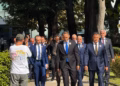 Shqipëri: Deputetët e PD-së drejt Kuvendit me stemën e UÇK-së të ‘gdhendur’ në kostume