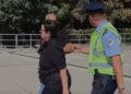 Suspendohet zyrtari i trafikut pas incidentit me Aida Dërgutin