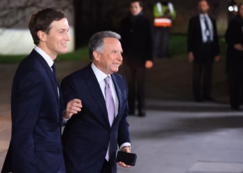 Pas takimit me Putinin, të dërguarit e Trumpit drejt Kievit