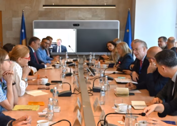 Dirk Schuebel ka pritur në takim shefat e misioneve të shteteve anëtare të BE-së në Kosovë, diskutohet situata politike në Kosovë