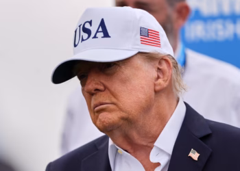 Trumpi i bën thirrje Ukrainës të ndalojë sulmet ndaj rafinerive ruse të naftës