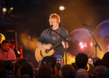 Macklemore jashtë turneut të Ed Sheeran pas deklaratave për Palestinën, këngëtari: “Vendimi nuk ishte imi”