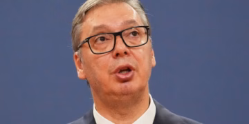 Presidenti i Serbisë shpërndan parlamentin dhe shpall zgjedhje të parakohshme