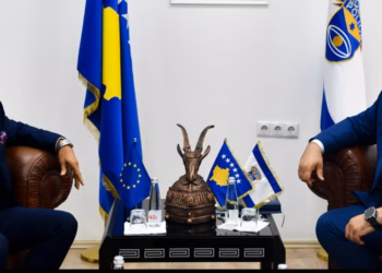 Hoxha pret shefin e ri të EULEX-it, dakordohen për thellimin e bashkëpunimit