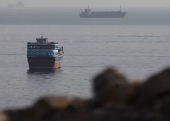 Irani thotë se i ka paraqitur SHBA-së planin për rihapjen e Hormuzit