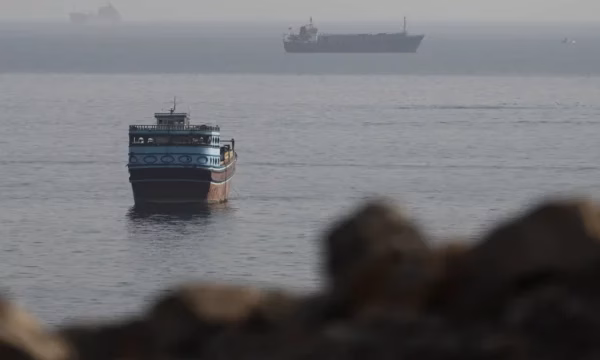 Irani thotë se i ka paraqitur SHBA-së planin për rihapjen e Hormuzit