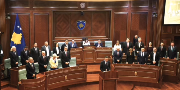 Albin Kurti merr mandatin e ri si kryeministër, votohet Qeveria “Kurti 4”