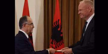 Begaj pret ambasadorin e ri amerikan në Shqipëri: SHBA mbetet partner i pazëvendësueshëm