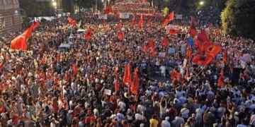 Protesta në Tiranë shënon ditën e 116-të